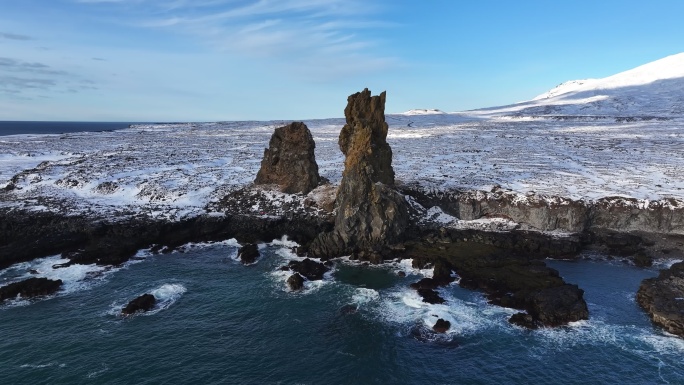 冰岛北极圈斯奈山半岛黑沙滩花岗岩航拍