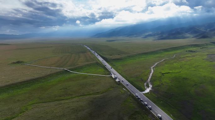 新疆伊犁夏季赛里木湖草原大西洋高空航拍
