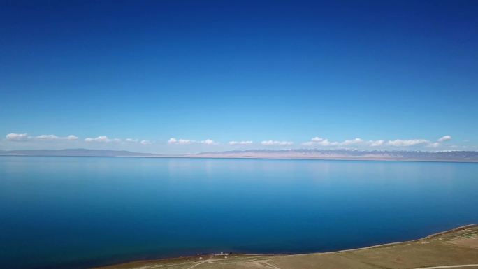 青海湖茶卡盐湖盐湖天空之镜