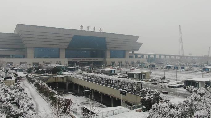 城市雪景