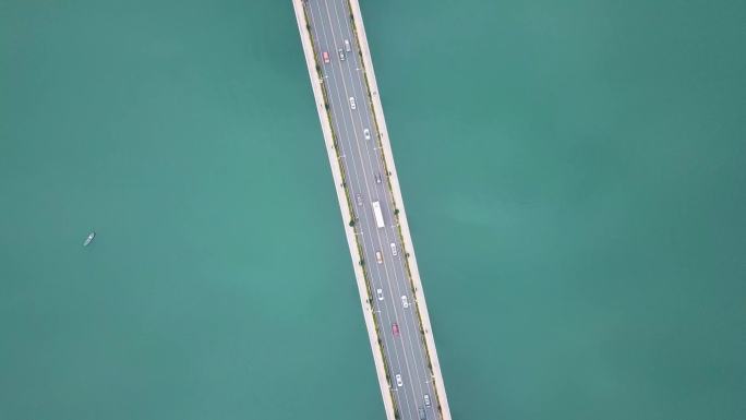 4k航拍跨江大桥 极简拍摄 绿水对称