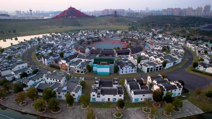 蚌埠城市龙子湖湖上升明月夕阳落日风景航拍