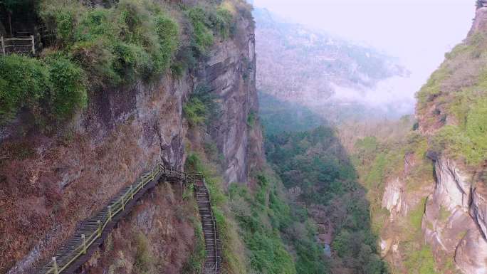 剑门关风景区（关楼、猿猱道、石笋、栈道）