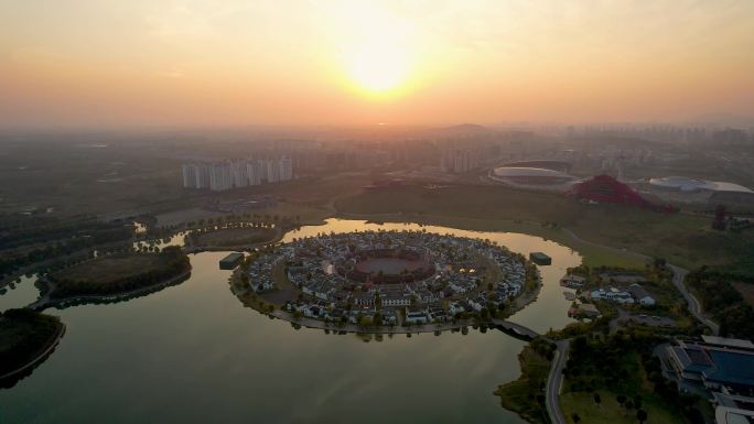 蚌埠城市龙子湖湖上升明月夕阳落日风景航拍