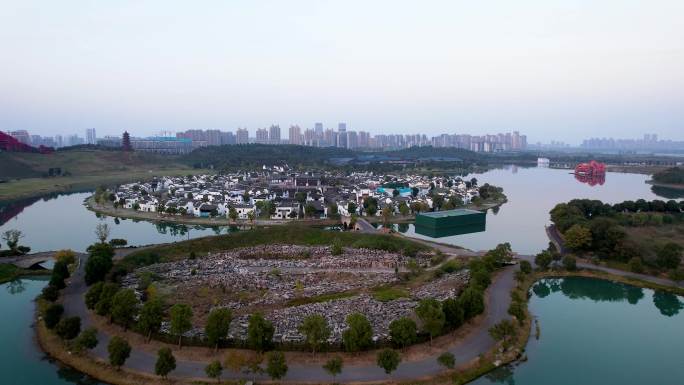 蚌埠城市龙子湖湖上升明月夕阳落日风景航拍