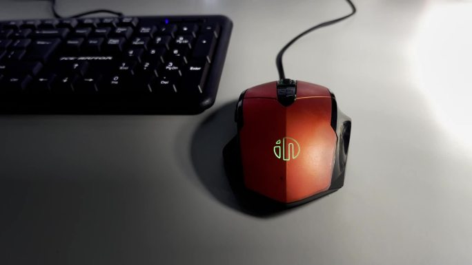 鼠标和键盘 鼠标光影