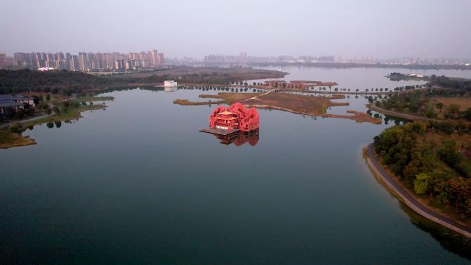 蚌埠城市龙子湖湖上升明月夕阳落日风景航拍