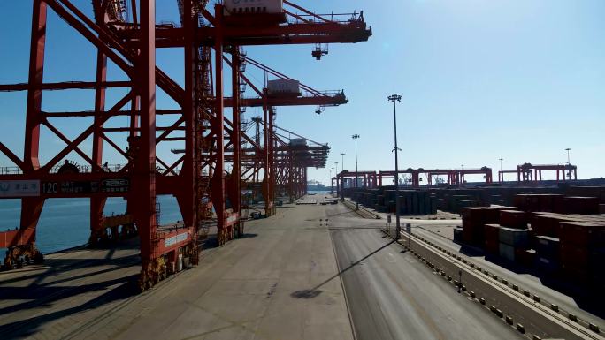 4K港口货运轮船集装箱唐山港航拍海港物流
