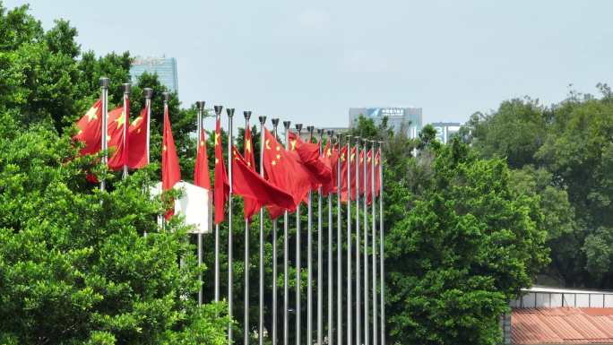 广州国庆市区多地红旗4K航拍
