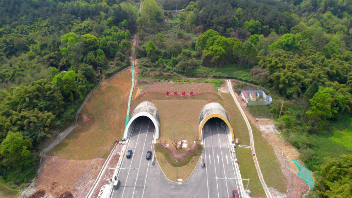 新建道路航拍