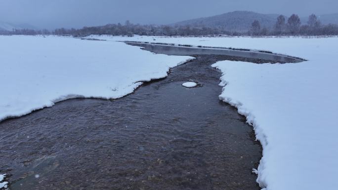 航拍不冻河流水下大雪240328 (5)