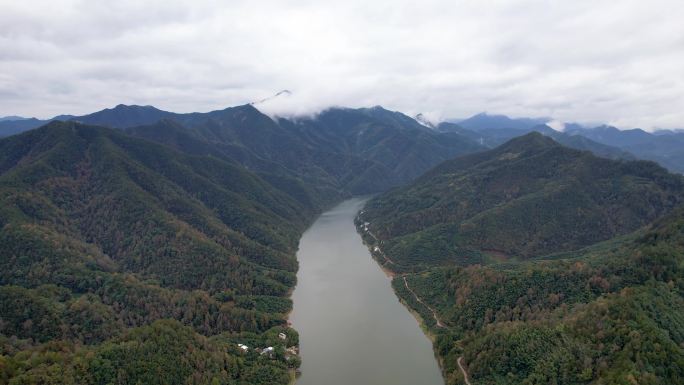 新安江山水画廊自然风光徽文化古村落航拍