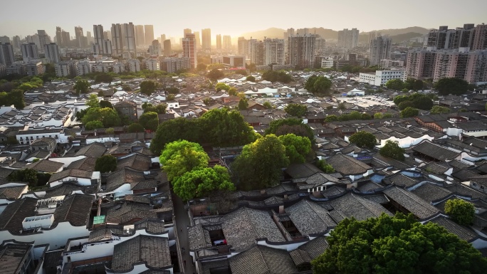 夕阳下福州三坊七巷古厝