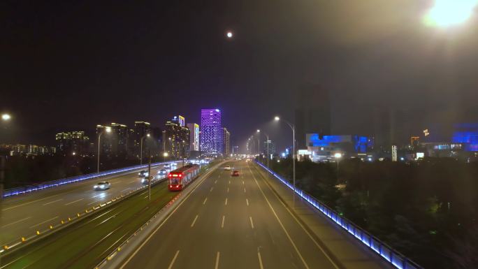 苏州科技城电车与城市夜景