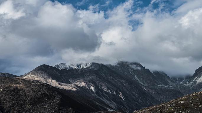 原创高山云层延时摄影 雪山云海