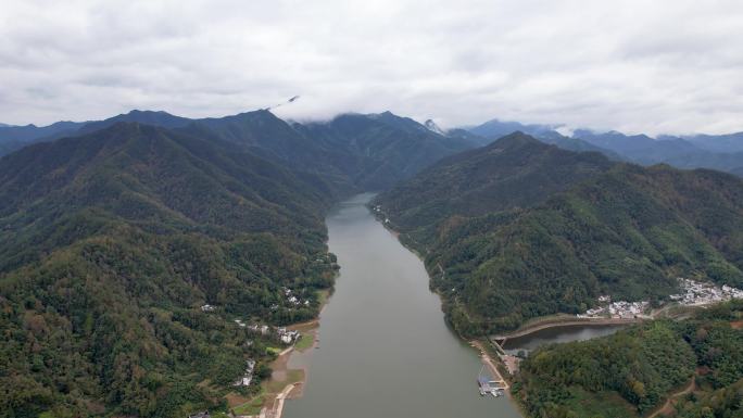 新安江山水画廊自然风光徽文化古村落航拍