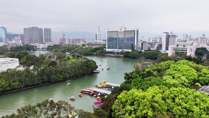 航拍福州市西湖公园湖水