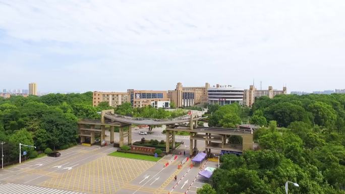 实拍湖南工程学院 门头