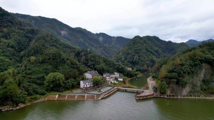 新安江山水画廊自然风光徽文化古村落航拍