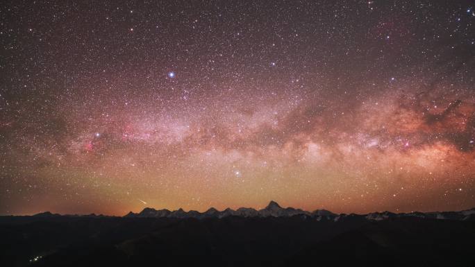 贡嘎雪山 高品质星空延时