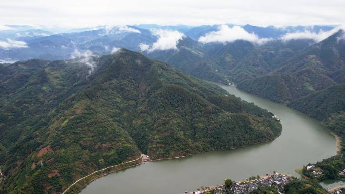 新安江山水画廊自然风光徽文化古村落航拍