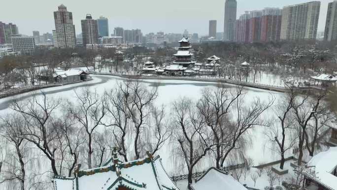 太原市迎泽公园冬季雪景晋商会馆古建筑历史