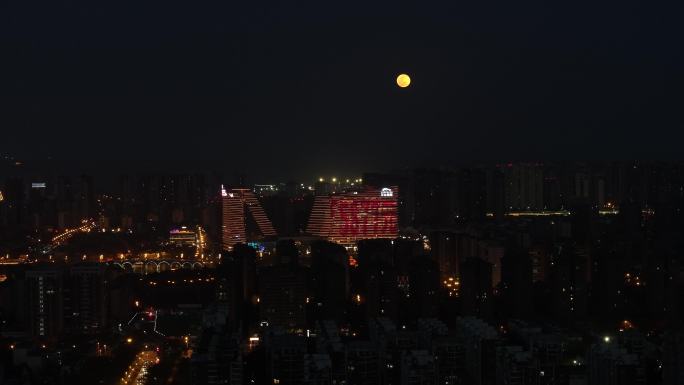 w酒店月圆之夜金色的月亮赏月思念中秋节