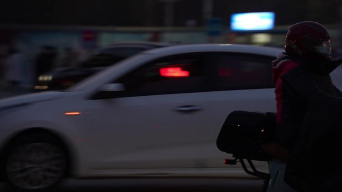 行人 街景 夜晚 脚步 人行横道 人群