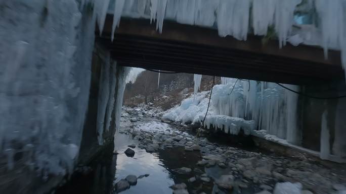 冰雕冰挂fpv穿越机穿桥洞穿梭