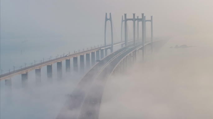 【4K】平流雾下的泉州湾跨海大桥