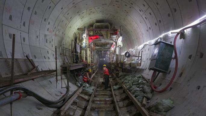 地铁建设施工人员 地下管廊