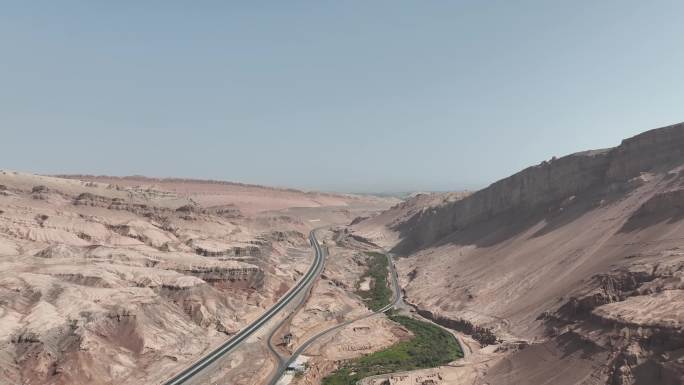 火焰山 地貌 公路  4K