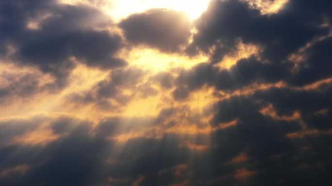 耶稣光丁达尔光延时