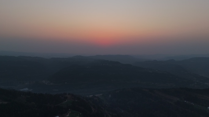 航拍大山晚霞天空落日余晖