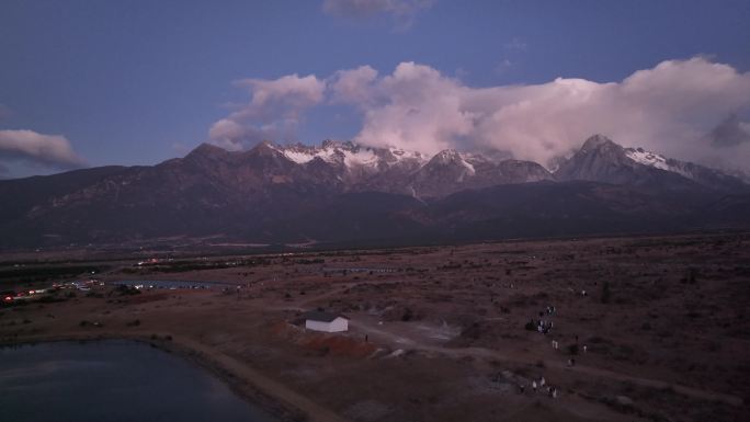 丽江玉龙雪山航拍