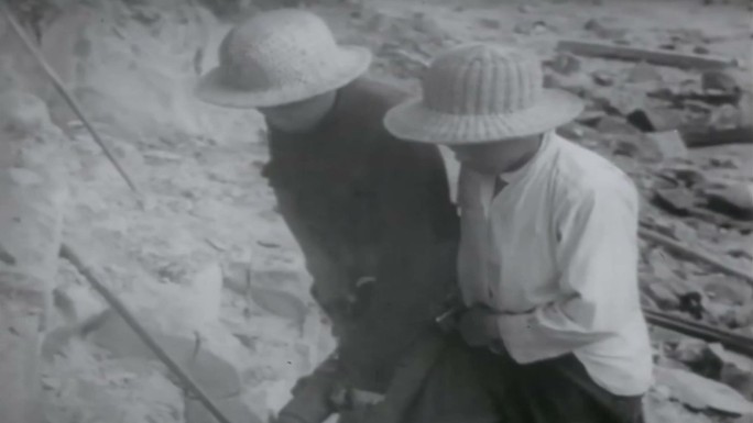 50年代中国露天铁矿开采影像