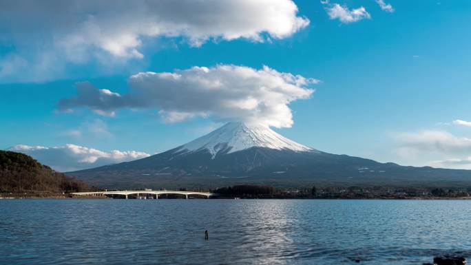 8K日本富士山蓝天白云云彩