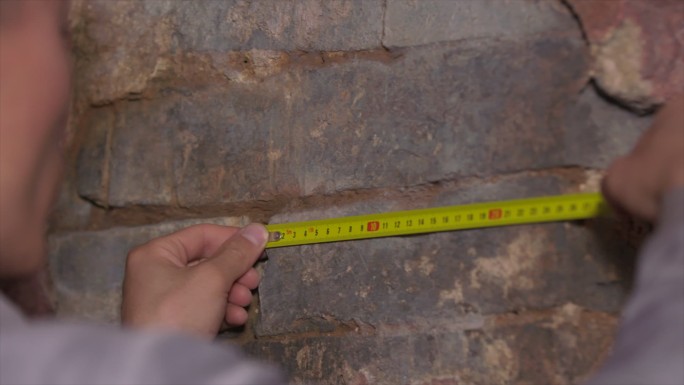 再现 七八十年代 测量砖块 考古B021