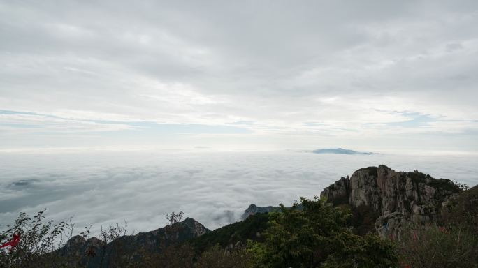 泰山山顶云海日出