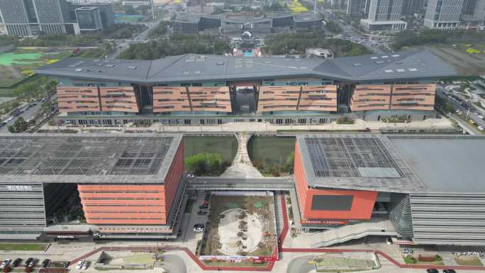 4K航拍扬州科技馆 广陵新城市民中心