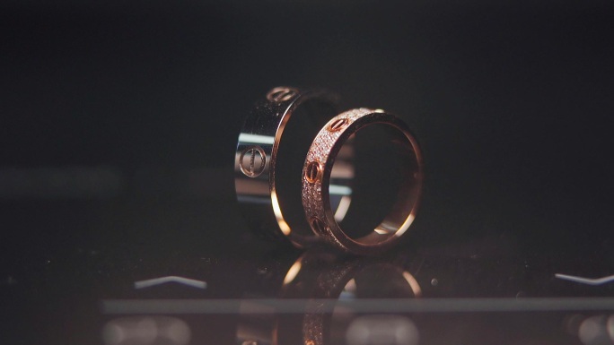 钻石戒指对戒婚礼爱情