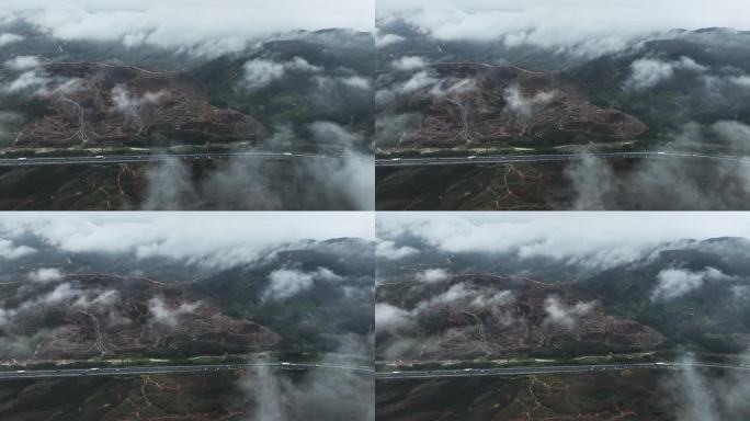 春天雨后桂林山区云雾缭绕下的高速公路