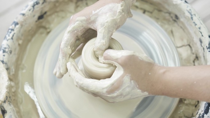 陶艺工作陶艺DIY体验素胚拉胚陶瓷碗制作