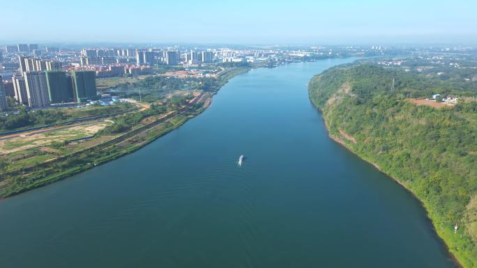 4K航拍湘江河流行驶的船只2