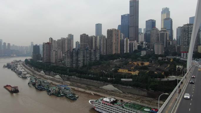 重庆地标航拍风景千厮门大桥