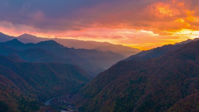 秦岭山脉云海日出