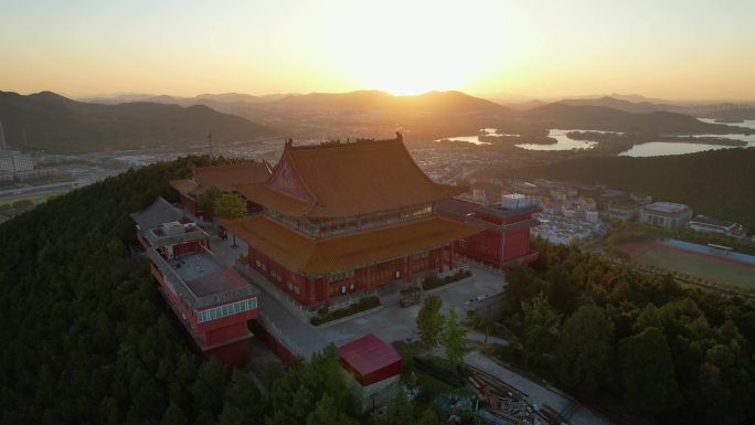 徐州大士岩寺云龙湖夕阳古寺庙建筑风光航拍