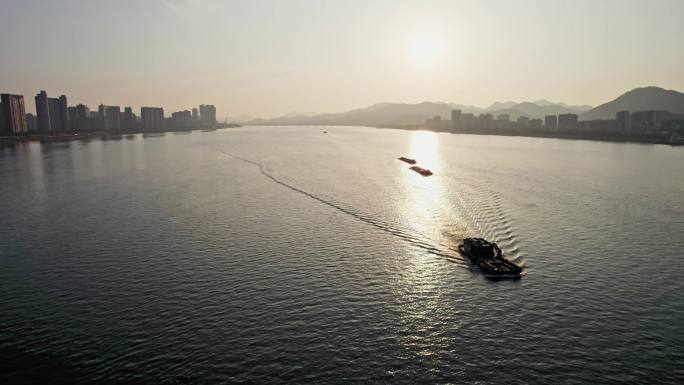 杭州钱塘江夕阳