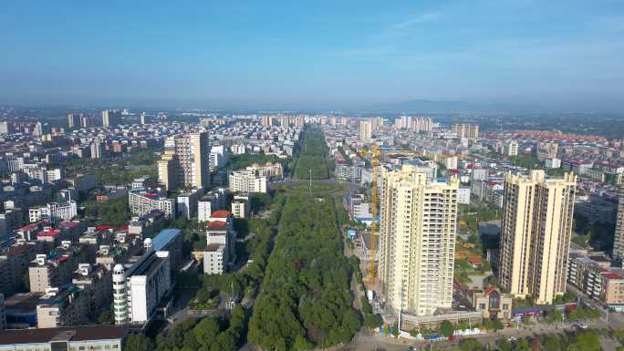 4K全景航拍湘江沿岸衡阳衡南县县城2