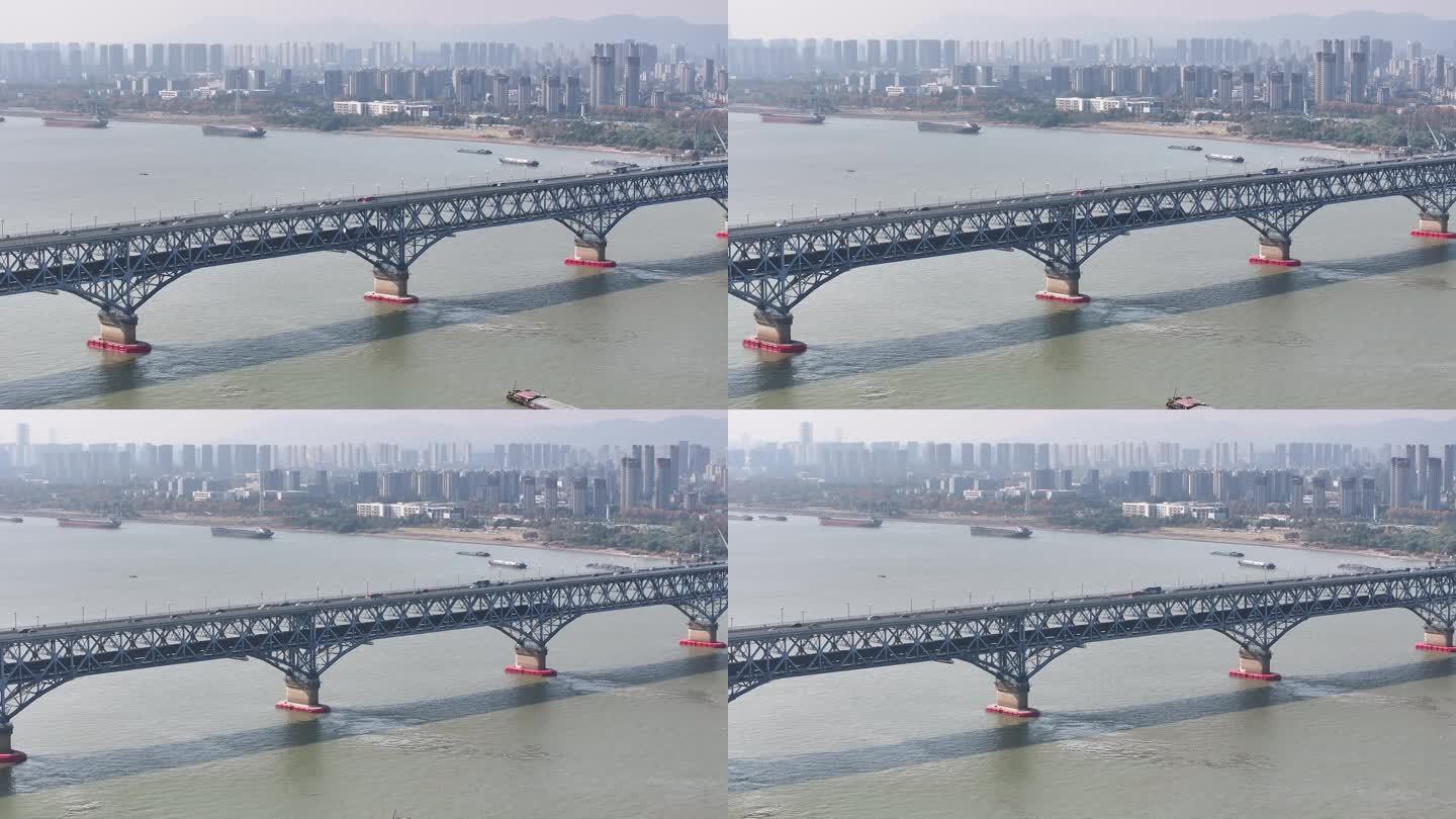 4K-Log-航拍火车通过南京长江大桥